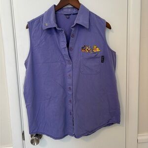 Vintage Disney Winnie the Pooh & Tigger Embroidered Sleeveless Camp Shirt